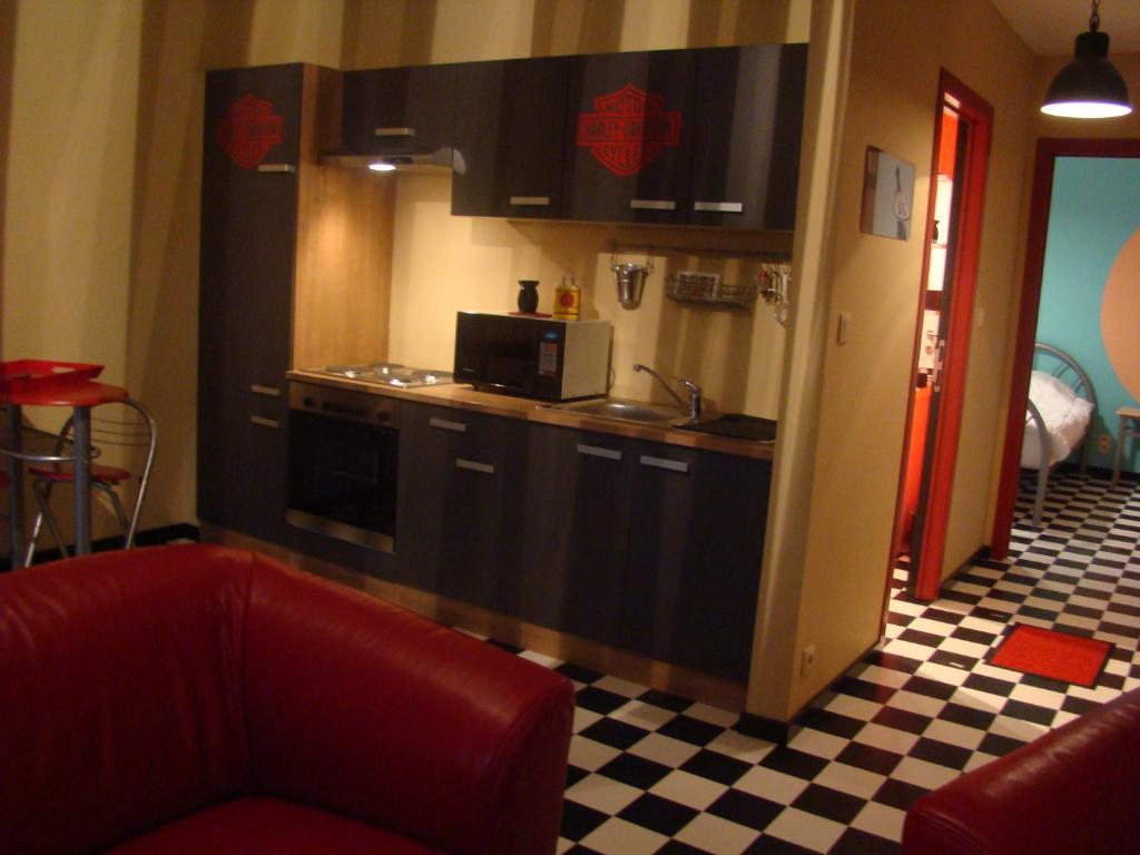 Guest House Western-City ショードフォンテーヌ エクステリア 写真
